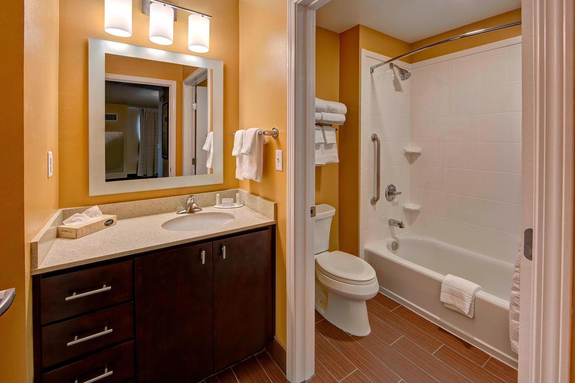 Towneplace Suites By Marriott הטיסבורג מראה חיצוני תמונה